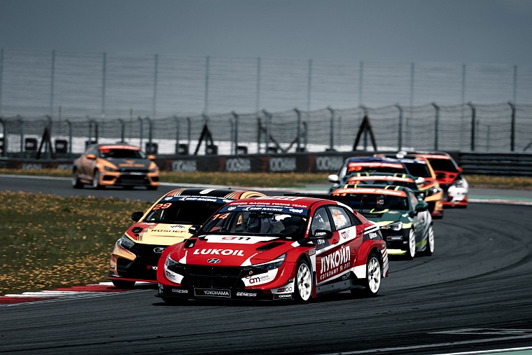 Едем в Санкт-Петербург.