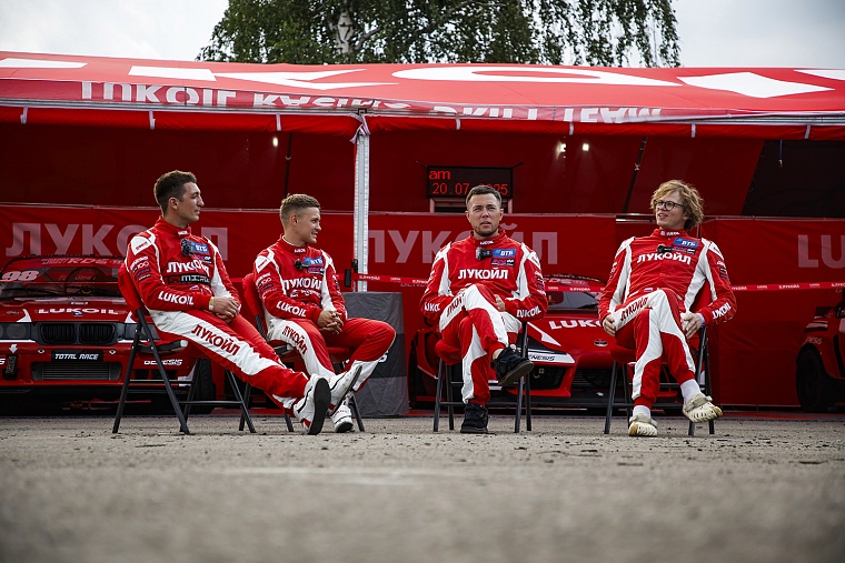 Данила Воробьев и Данила Скоробогатов проводят лучшие для себя квалификации в Гран-При.