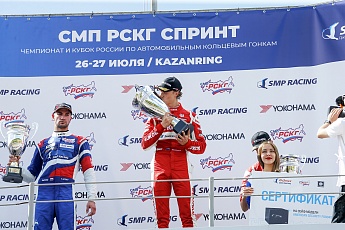 ЛУКОЙЛ Рейсинг Твинс Тим и Михаил Симонов побеждают в Казани.